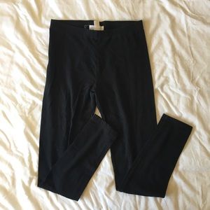 BASIC BLACK LEGGINGS